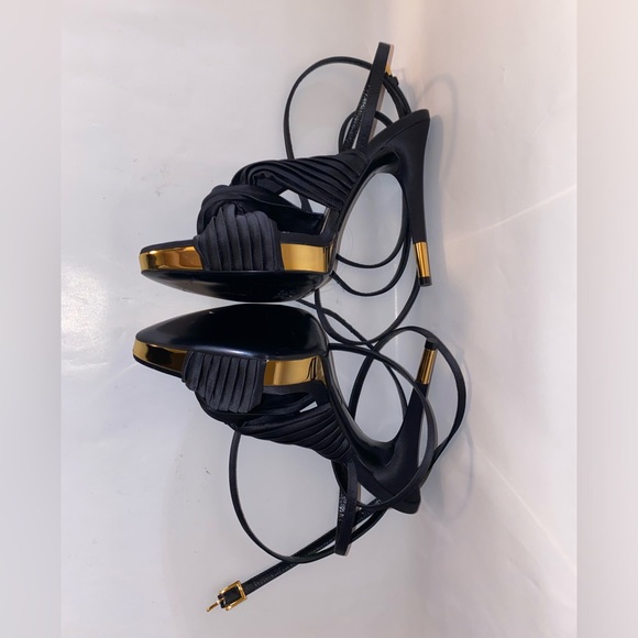 TOM FORD Pleated Satin Ankle-Wrap Platform Sandals - Black Size 37 NWT - Picture 7 of 17